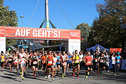 Start des München Marathon 2018, 10 km Lauf (Foto: Martin Schmitz)